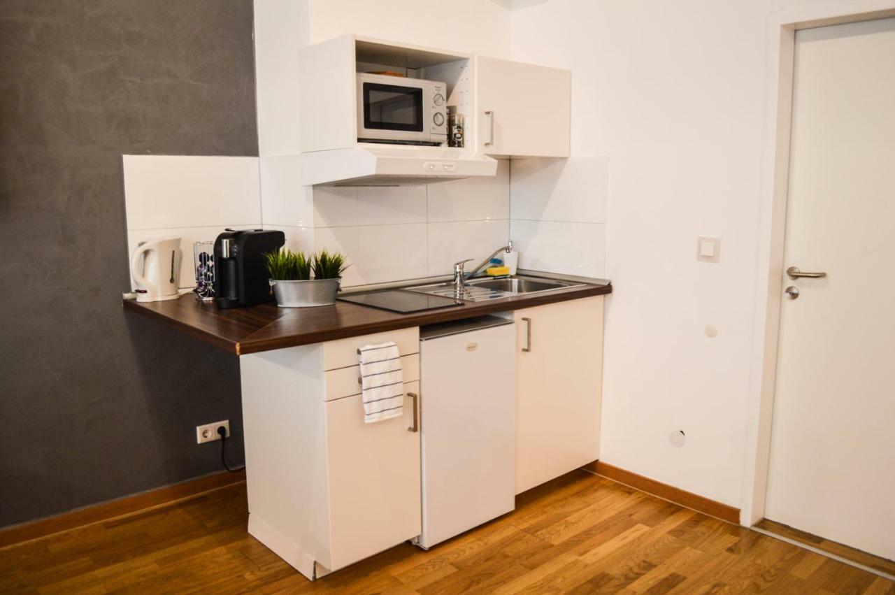 Centerapartments Tonhallenstrasse Апарт-отель Дюссельдорф